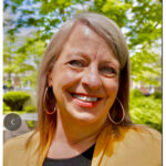 Melanie Lybarger headshot.